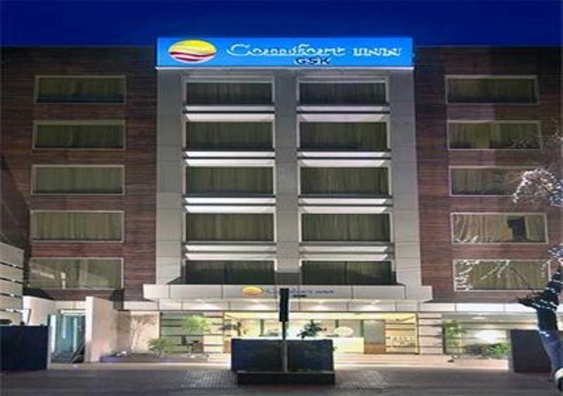 Comfort Inn Gsk Amritsar Exterior photo